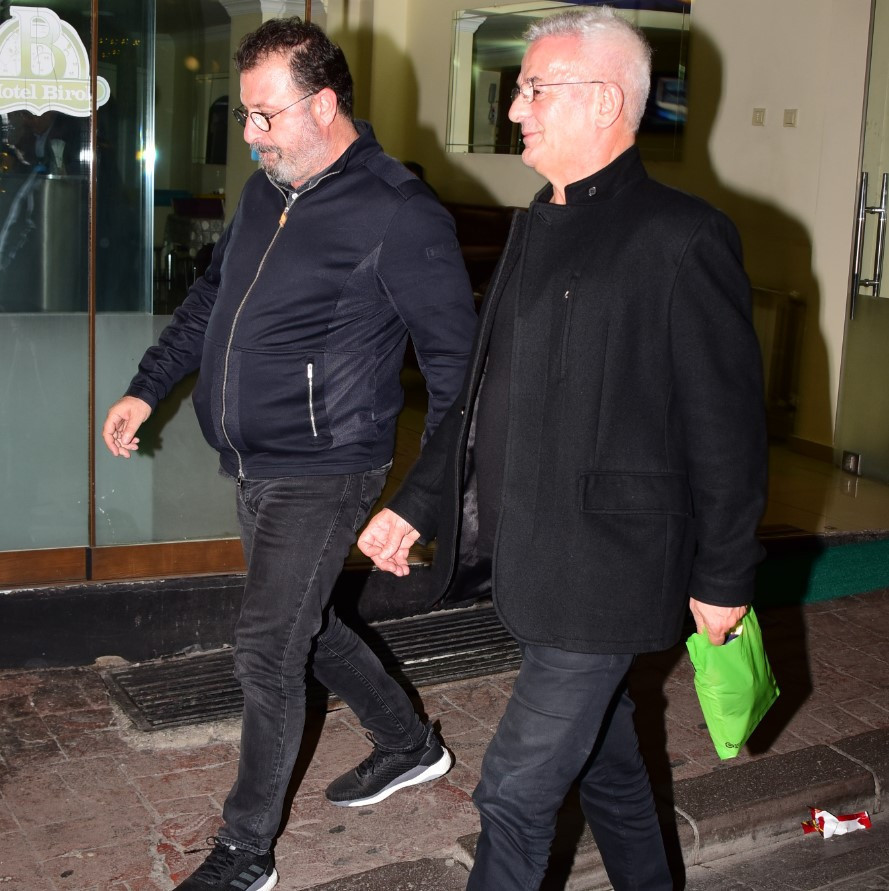 Takım toplandı Cem Yılmaz, Ozan Güven, Zafer Algöz ve Can Yılmaz gecelerde