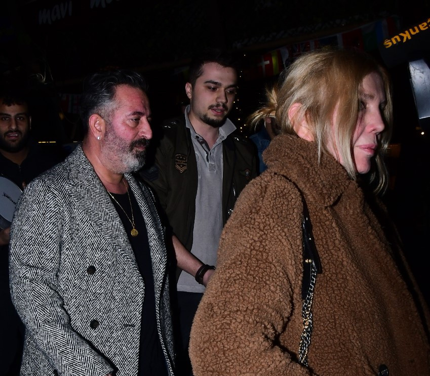 Takım toplandı Cem Yılmaz, Ozan Güven, Zafer Algöz ve Can Yılmaz gecelerde