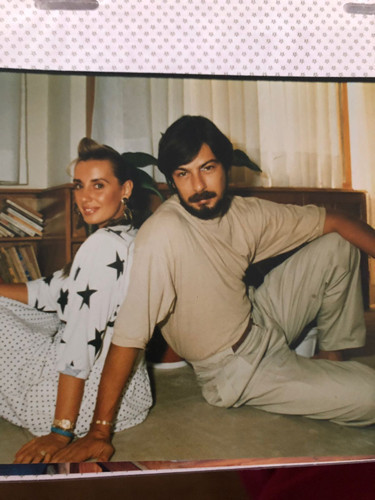 Gülen yüzüm, iyi kalplim, mert adamım, özledim be Gülen yüzüm, iyi kalplim, mert adamım, özledim be