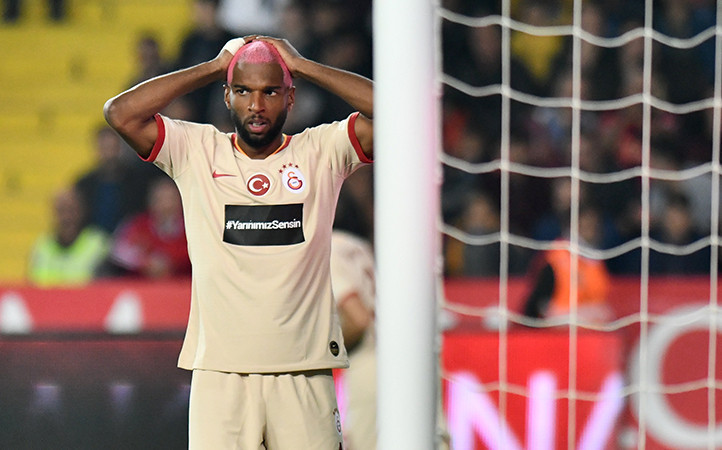 Ryan Babel ve Pascal Nouma arasında kavga büyüdü