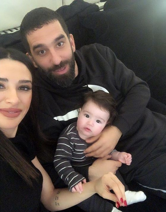 Arda ve Aslıhan Turanın bebek heyecanı Nazardan çekiniyoruz