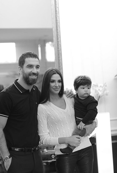 Arda ve Aslıhan Turanın bebek heyecanı Nazardan çekiniyoruz