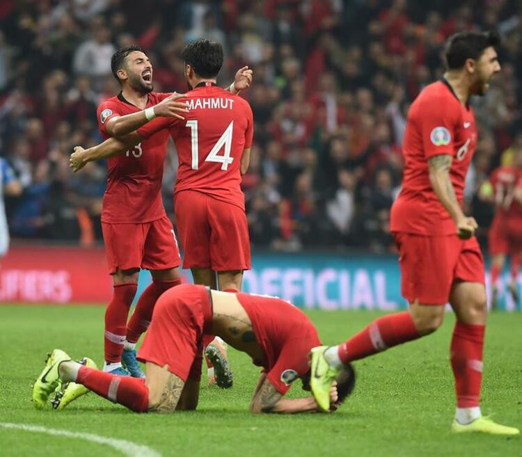 Andorra - Türkiye maçı öncesi Şenol Güneşten sürpriz karar