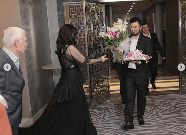 Yasemin Sakallıoğlu ile nişanlısı Burak Yırtar ayrıldı