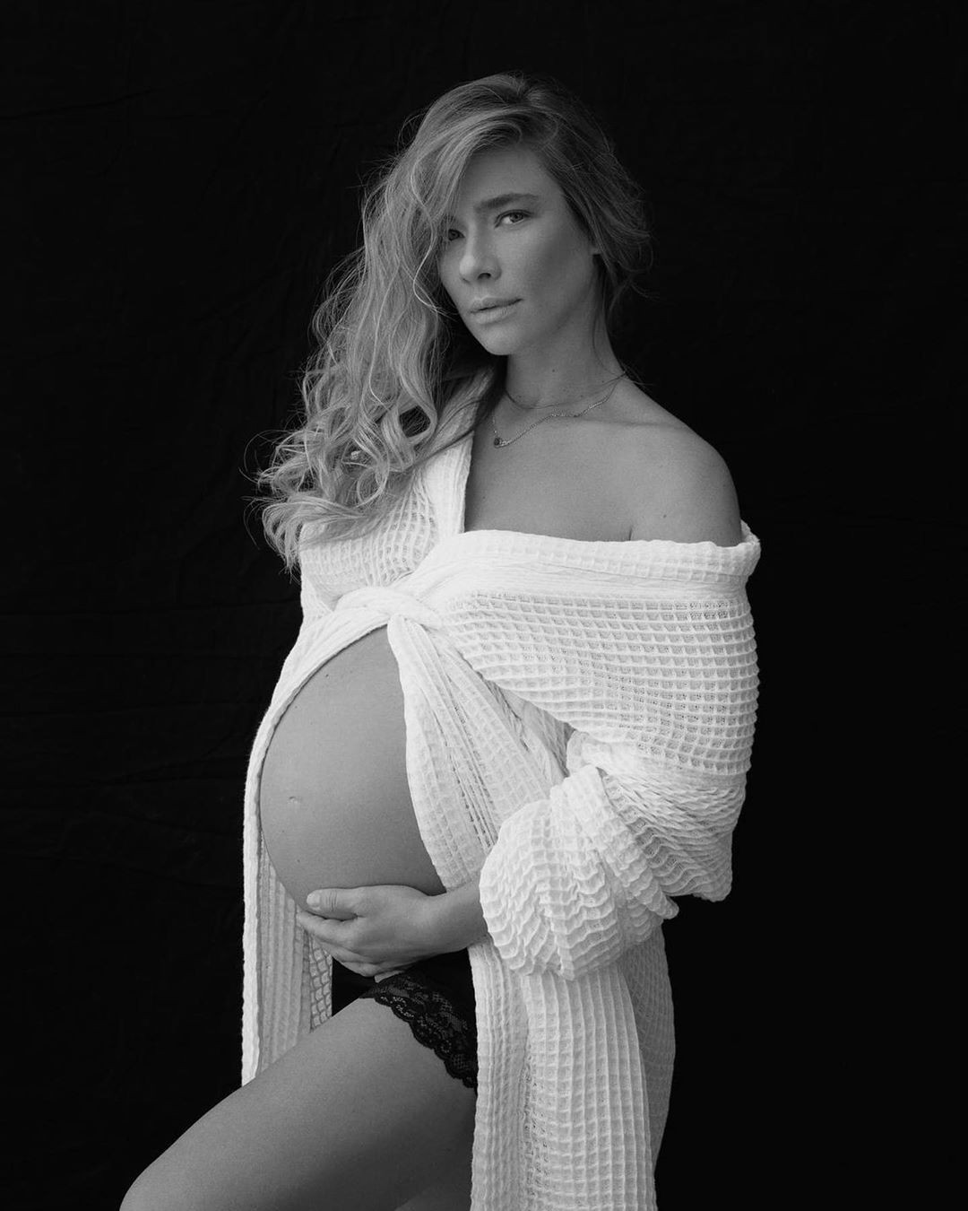 Oyuncu Müge Boz ve Caner Erdeniz bebeklerine Vina ismini verecek