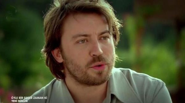 Öyle Bir Geçer Zaman Ki’nin Ahmet’i anlattı: Erkan Abiden korkardık Öyle Bir Geçer Zaman Ki’nin Ahmet’i anlattı: Erkan Abiden korkardık