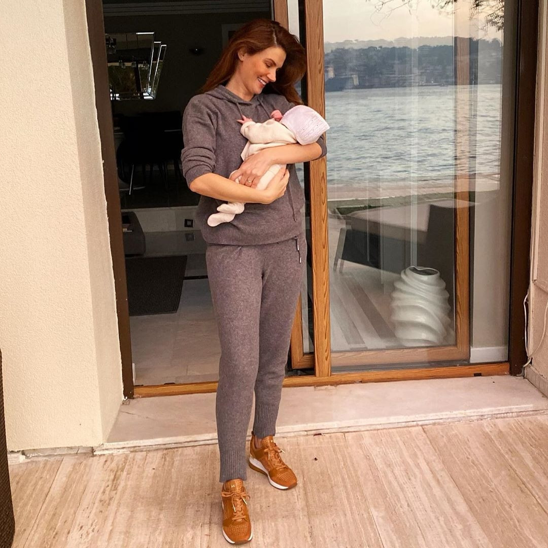 Tülin Şahinden kızı Siena’ya 50 bin liralık oda