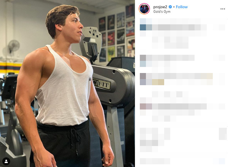 ÇOCUK GİTTİKÇE BANA BENZİYORDU ÇOCUK GİTTİKÇE BANA BENZİYORDU