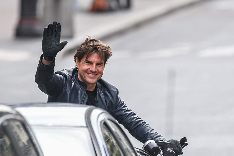 Tokat hiç beklemediği yerden geldi: Tom Cruisea şok