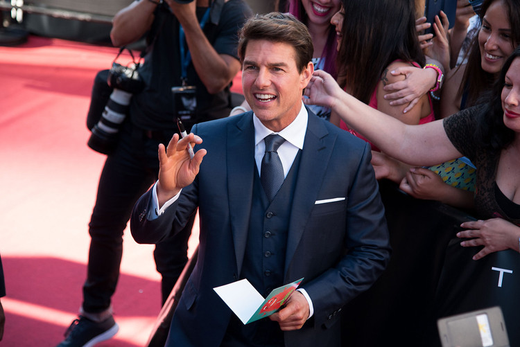 Tokat hiç beklemediği yerden geldi: Tom Cruisea şok