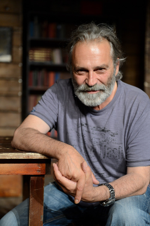 Garsonluk da yaptı hamallık da... Şimdi zirvede