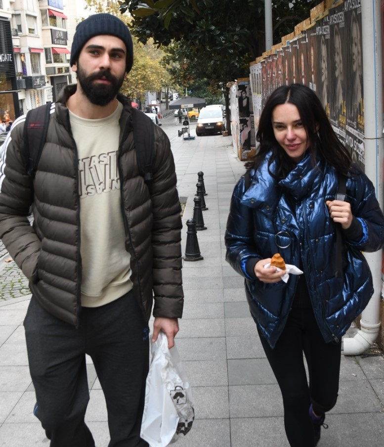 Hande Ataizi ile Dinç Aydoğdu evleniyor