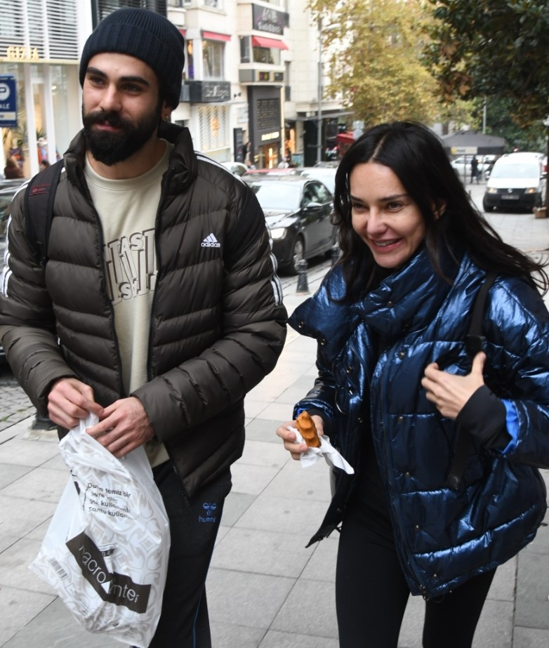 Hande Ataizi ile Dinç Aydoğdu evleniyor