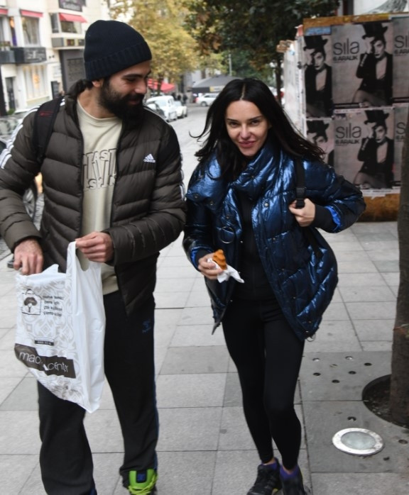 Hande Ataizi ile Dinç Aydoğdu evleniyor