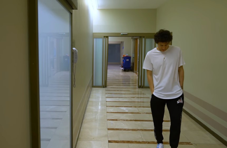 Müge Boz gözyaşlarını tutamadı: Bu dakikadan itibaren tek başınasın