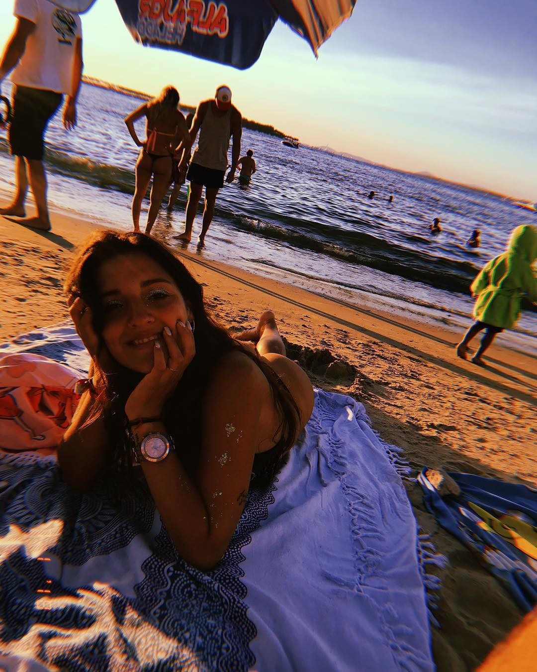 Maradonanın kızı Jana, iç çamaşırı modeli oldu