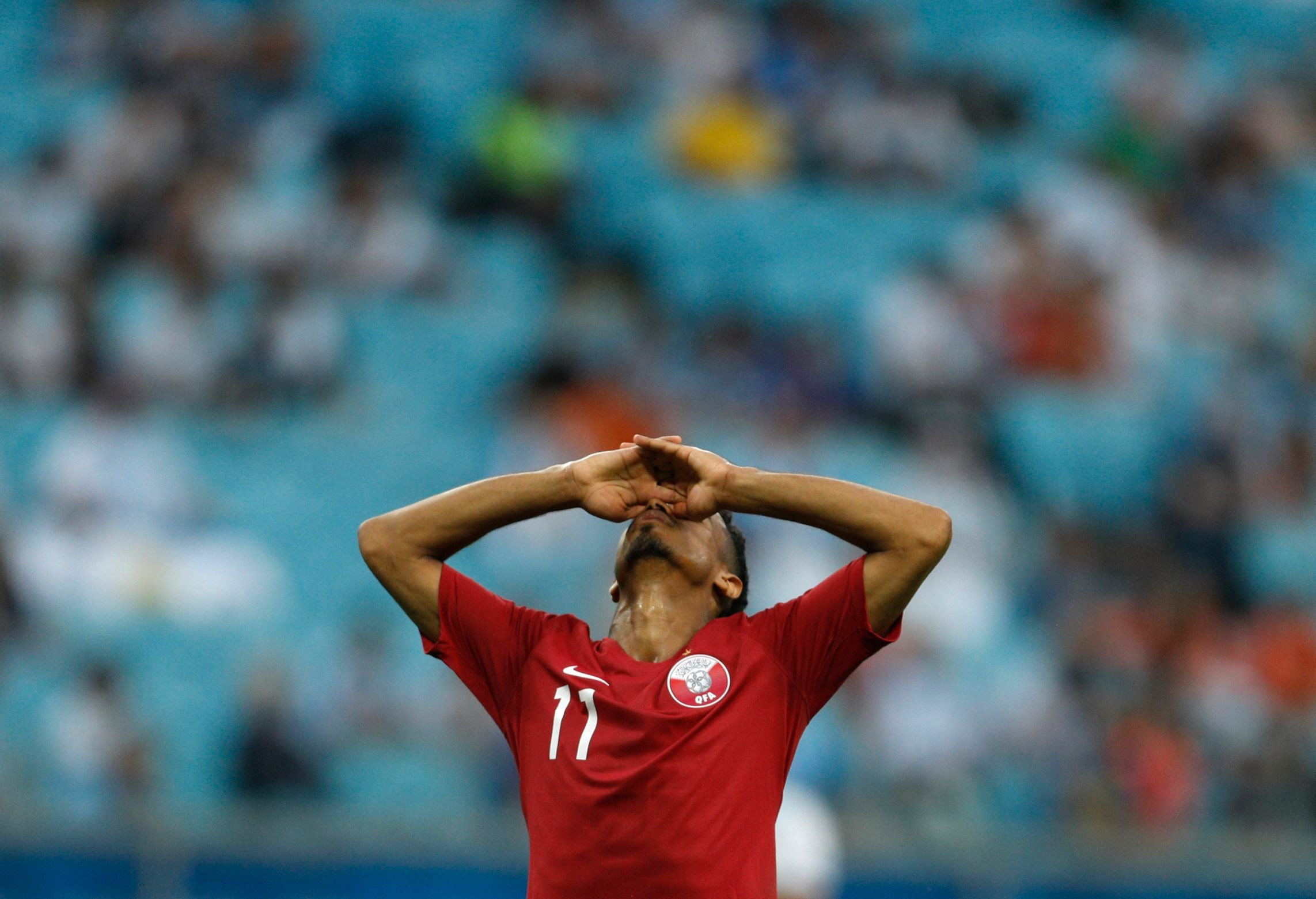 Akram Afiften asker selamı