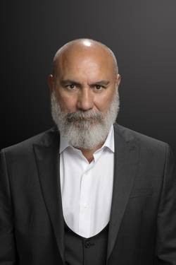 Mustafa Avkıran BARBAROS KARAKAYA