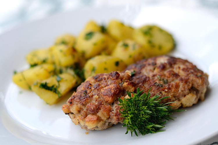 Etli bostaniye köfte tarifi