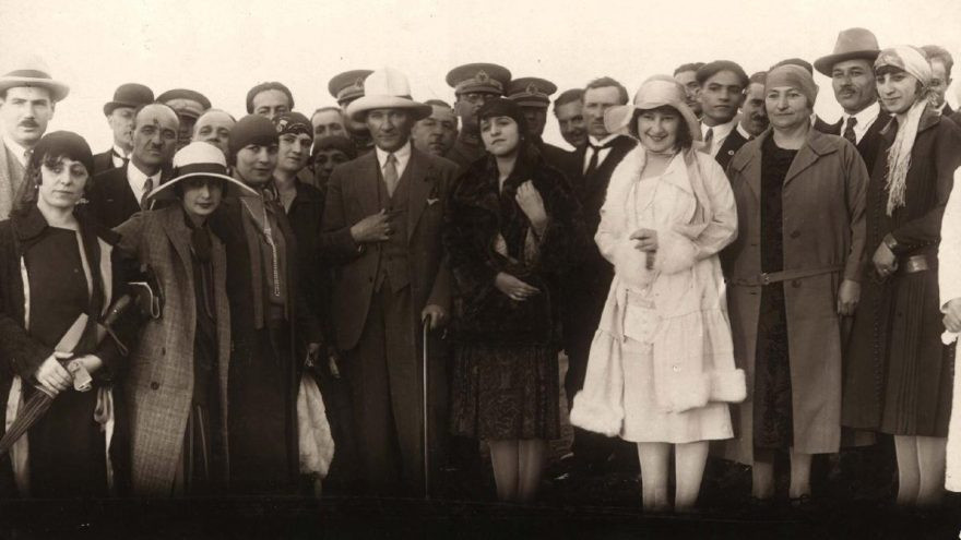 5 Aralık Dünya Kadın Hakları Günümüz kutlu olsun