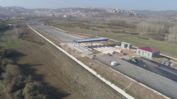 Kuzey Marmara Otoyolunun yüzde 85i tamamlandı Kuzey Marmara Otoyolunun yüzde 85i tamamlandı