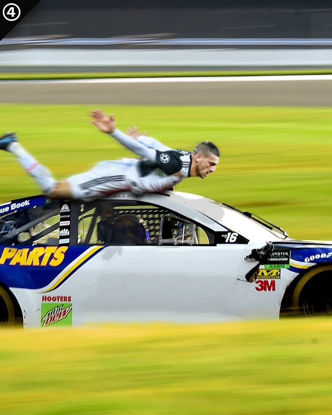 Dünya Merih Demiralı konuşuyor Rekor kıran paylaşım...