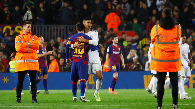 Lionel Messi rezil oldu Tüm gözler onun üzerindeydi... Lionel Messi rezil oldu Tüm gözler onun üzerindeydi...