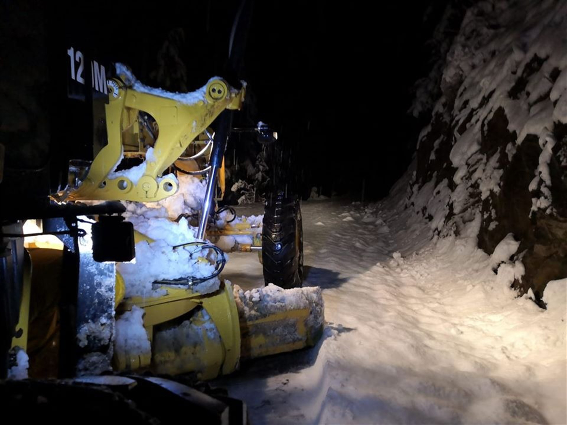 Adana sele teslim oldu