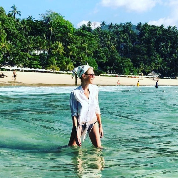 Derin Mermerci boşandıktan sonra soluğu Phuket’te aldı