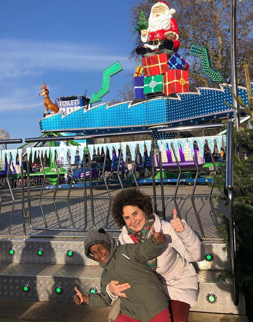 Esra Akkaya: Gurbette Canlı hayatım: Benim oğlum da sizin gibi
