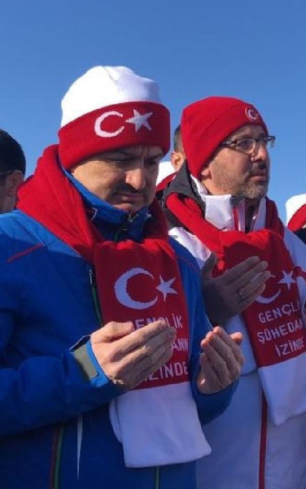 Sarıkamış şehitleri için 20 bin kişi yürüdü