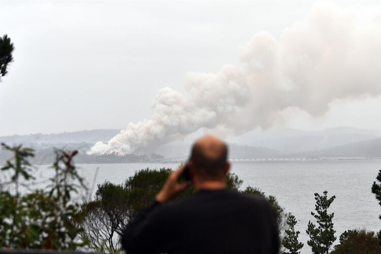 Maria Sharapova ve Novak Djokovicten Avustralya için örnek davranış