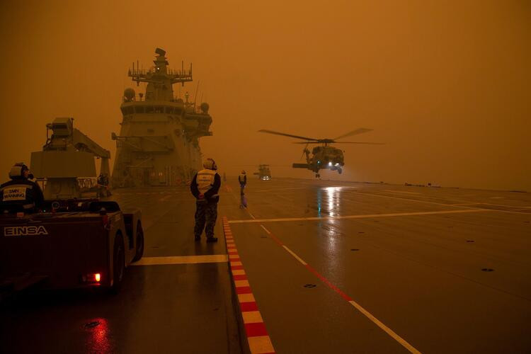 Maria Sharapova ve Novak Djokovicten Avustralya için örnek davranış