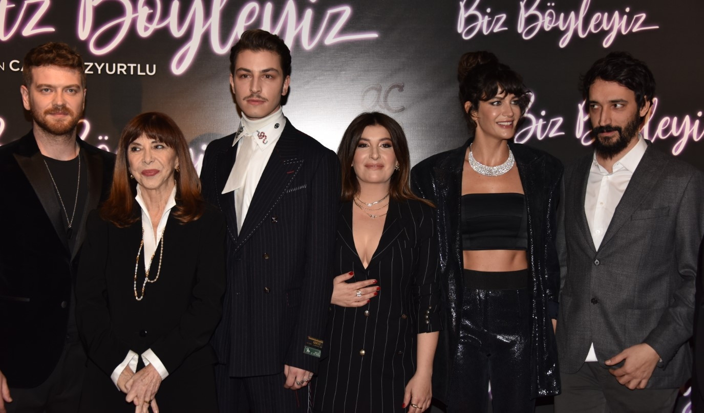 Biz Böyleyizin galasına ünlü akını