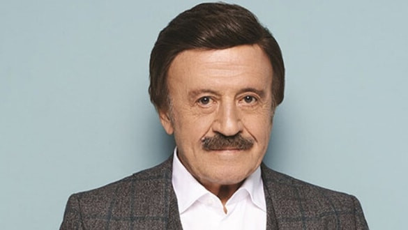 Yeni yaşını kaybettiği babasıyla kutladı... Onu tanıdınız mı Yeni yaşını kaybettiği babasıyla kutladı... Onu tanıdınız mı