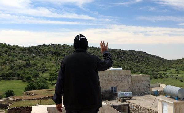 Mardinde tutuklanan rahip, teröristleri manastırda saklamış