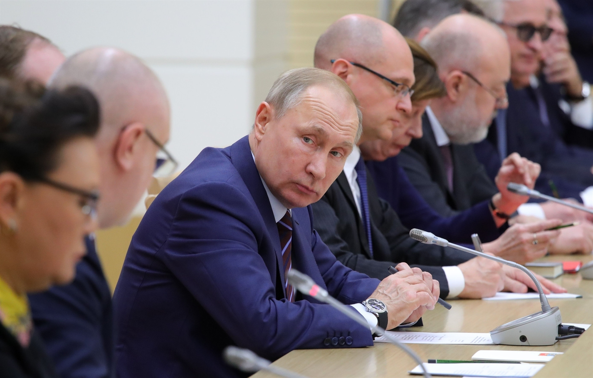 Son dakika haberler: Rusyada siyaset alt üst oldu Dünya şaşkınlık içinde Putin, Başbakanlığa hokey arkadaşını atadı...