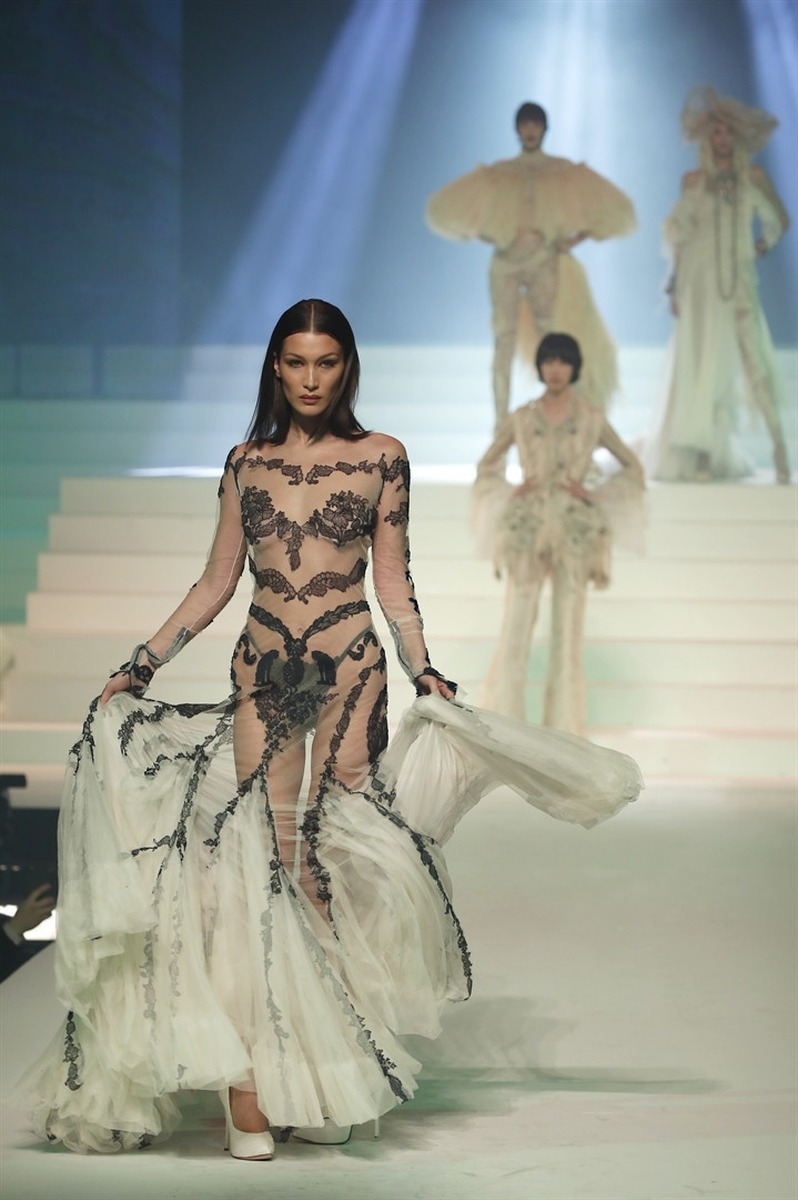 Bella Hadid