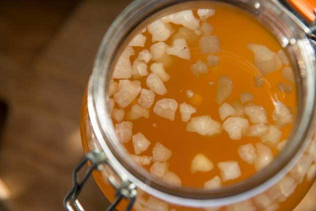 Süt İstemeyenlere Müthiş Alternatif: Su Kefiri ve Faydaları Süt İstemeyenlere Müthiş Alternatif: Su Kefiri ve Faydaları