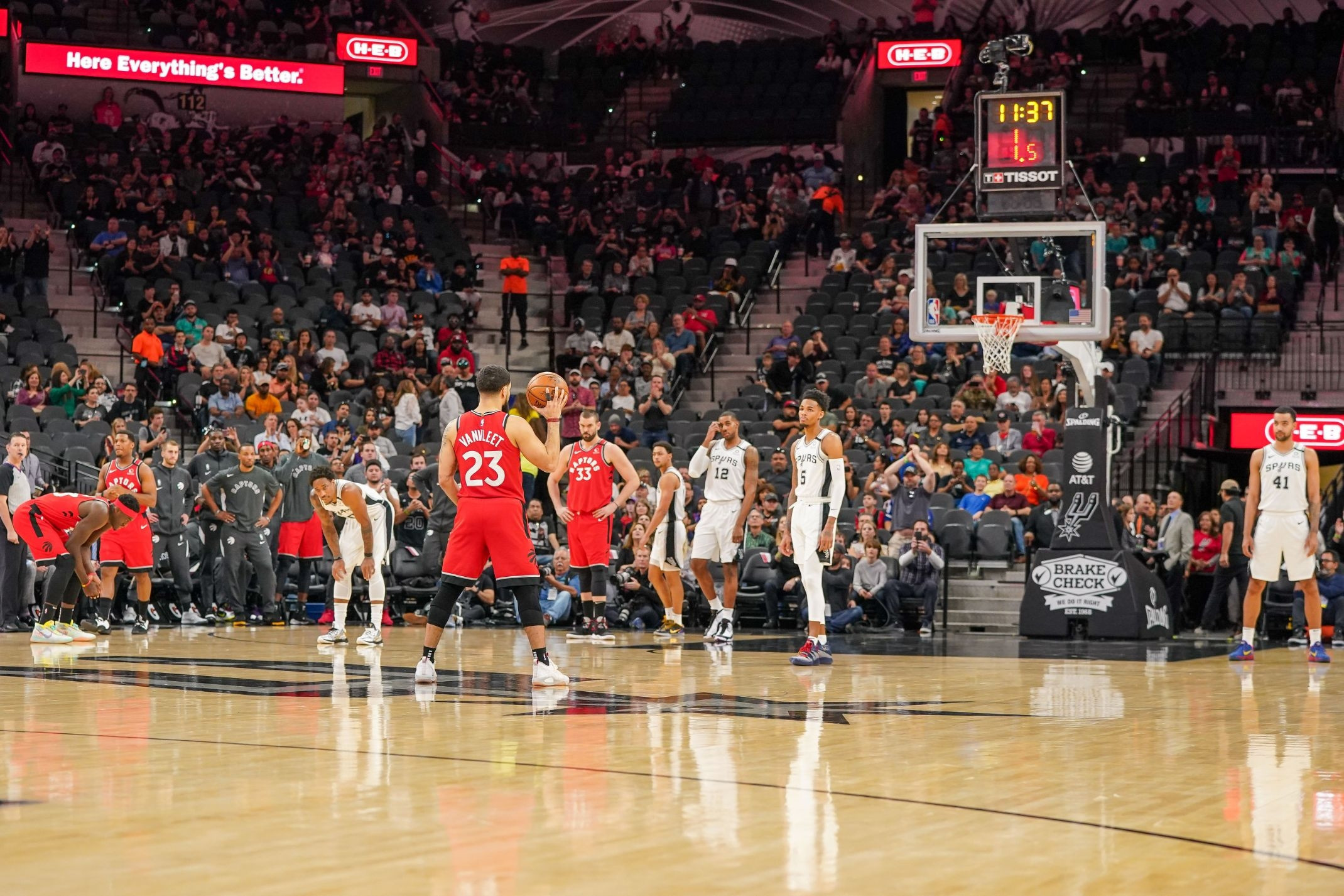 Kobe Bryantın ölüm haber NBA dünyasını yasa boğdu