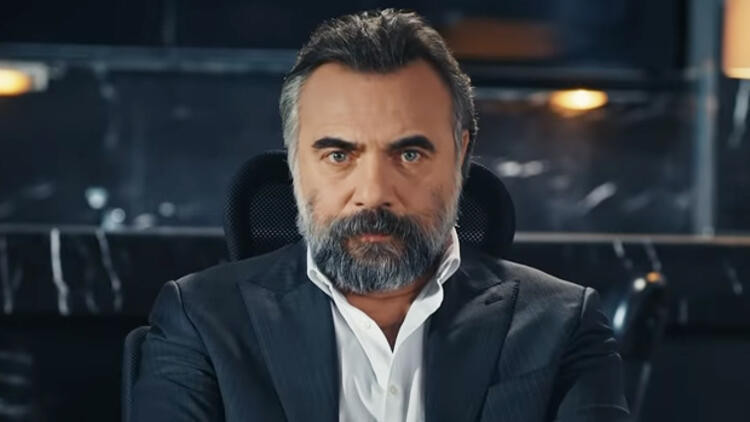 Yeni yaşını kaybettiği babasıyla kutladı... Onu tanıdınız mı Yeni yaşını kaybettiği babasıyla kutladı... Onu tanıdınız mı