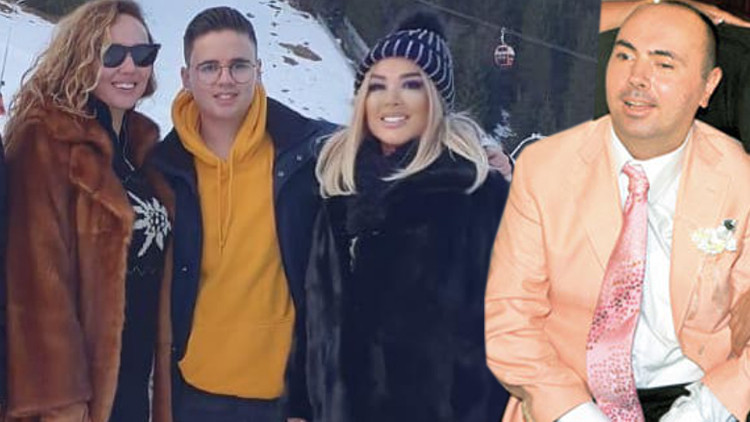 Yeni yaşını kaybettiği babasıyla kutladı... Onu tanıdınız mı Yeni yaşını kaybettiği babasıyla kutladı... Onu tanıdınız mı