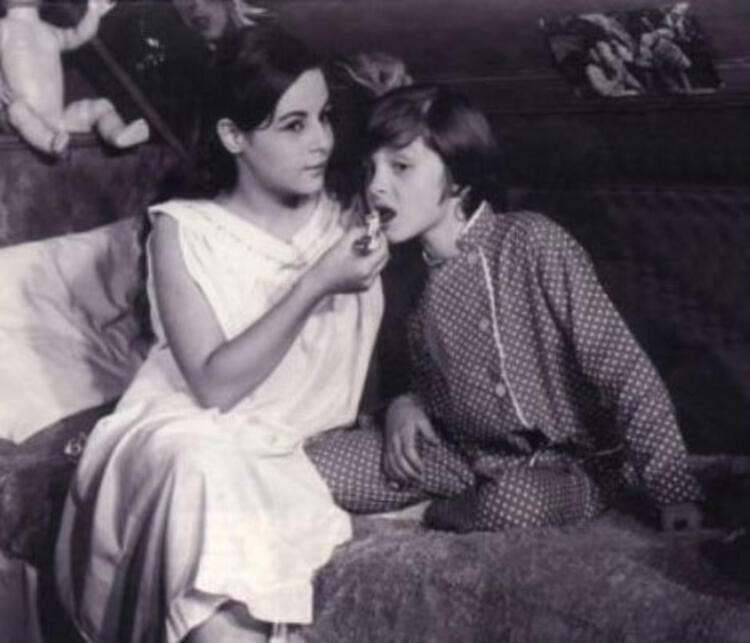 Ömercik, Yeşilçamın en güzel yüzlü yıldızıydı, bir tornavida hayatını kararttı Ömercik, Yeşilçamın en güzel yüzlü yıldızıydı, bir tornavida hayatını kararttı