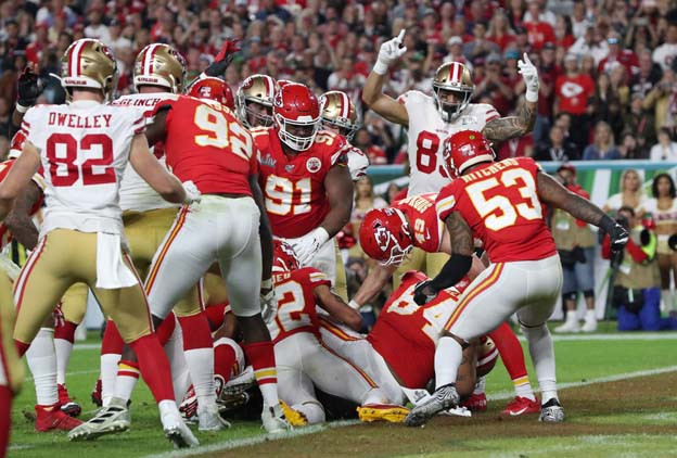 Son Dakika | Super Bowlda Shakira ve Jennifer Lopezli tarihi gece Donald Trumpın sözleri olay oldu... Son Dakika | Super Bowlda Shakira ve Jennifer Lopezli tarihi gece Donald Trumpın sözleri olay oldu...