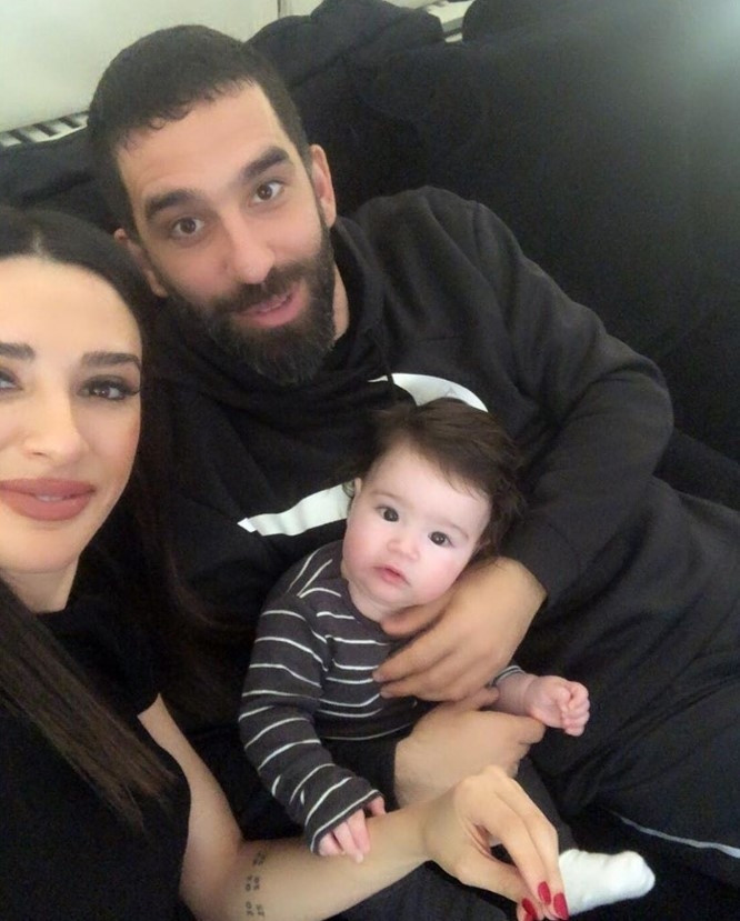 Aslıhan Doğan, bebeğin adını açıkladı Aslıhan Doğan, bebeğin adını açıkladı