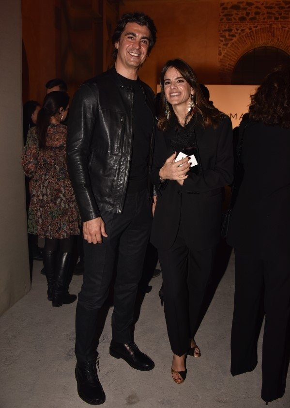 Özgür Masurun defilesine ünlü akını