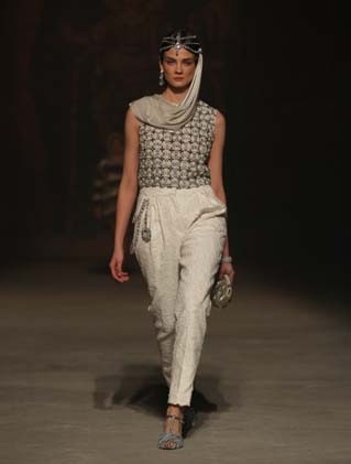 Özgür Masur Byzantium Koleksiyonu