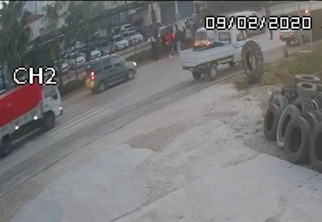 AK Partililerin yaralandığı kaza kamerada