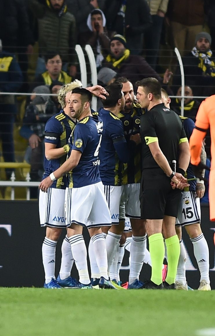 Fenerbahçe-Alanyaspor maçının bilançosu: VAR hakemlerine ceza