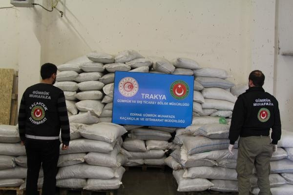 Kapıkulede TIRda 2 ton 70 kilo esrar ele geçirildi